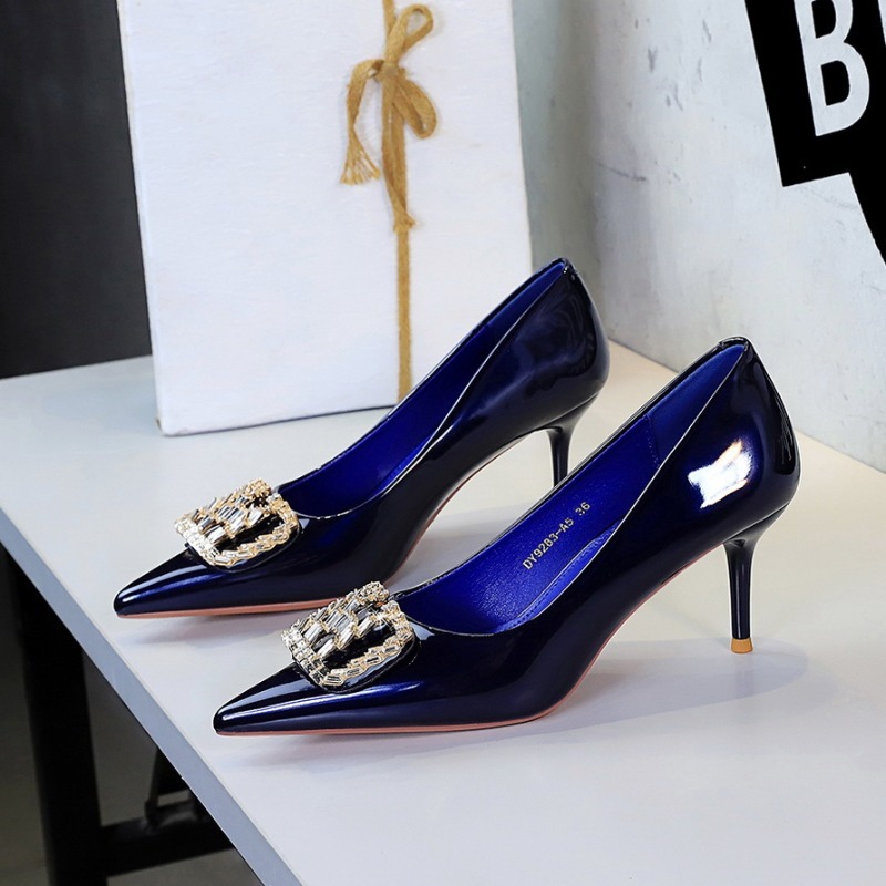 Zapatos de Tacón Alto de Charo - Shoe Tree reseña y precio