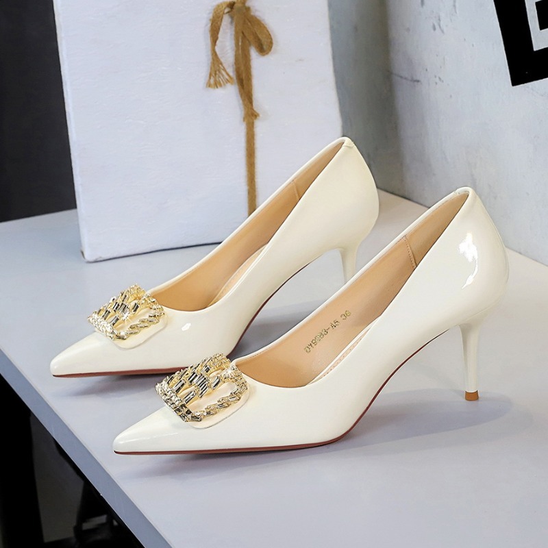 Zapatos de Tacón Alto de Charo - Shoe Tree reseña y precio