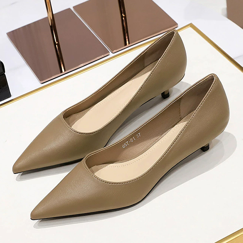 Zapatos de tacón medio con pun - Shoe Tree reseña y precio